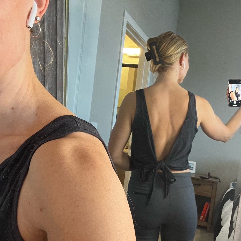Lululemon It’s a Tie tank top